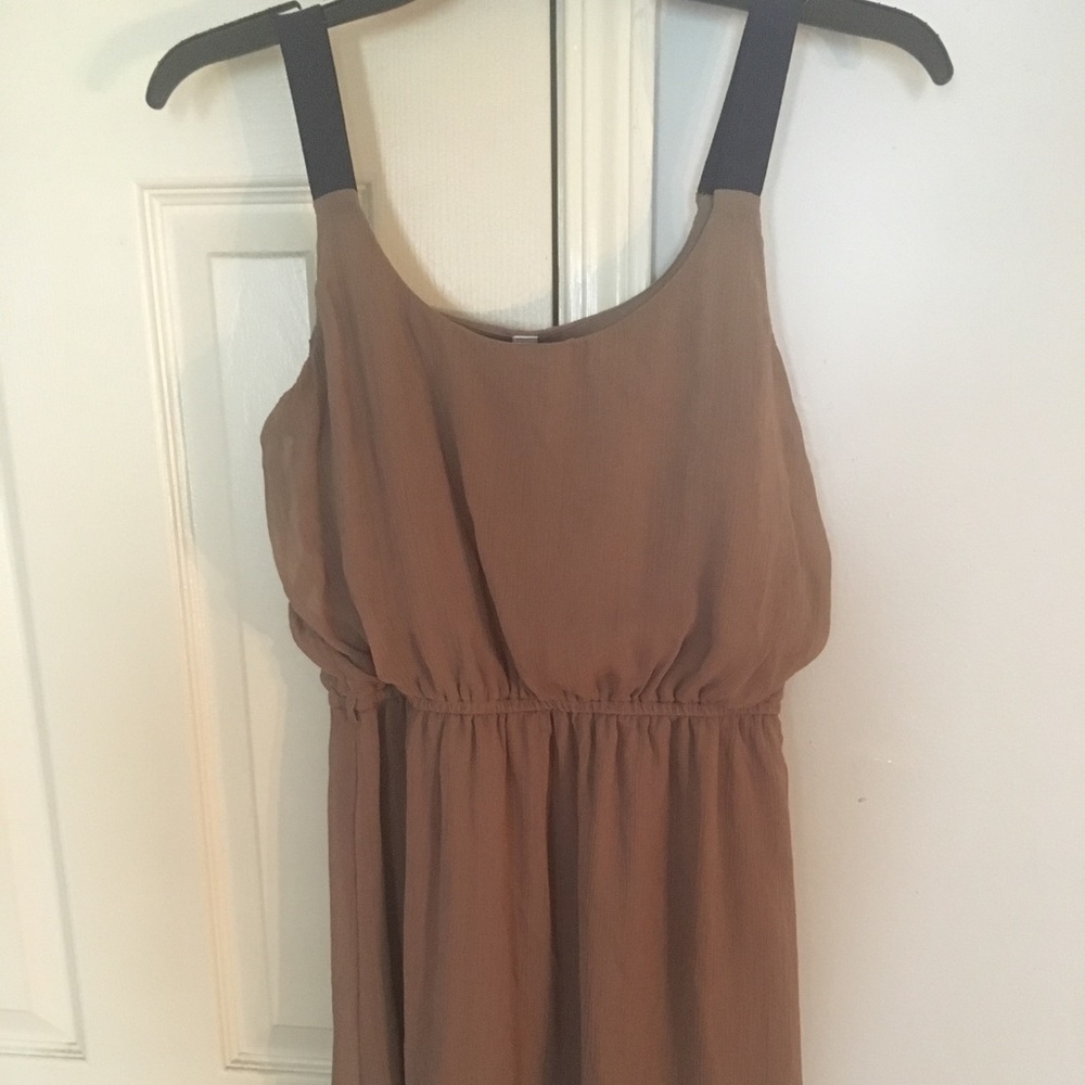 Casual tan dress
